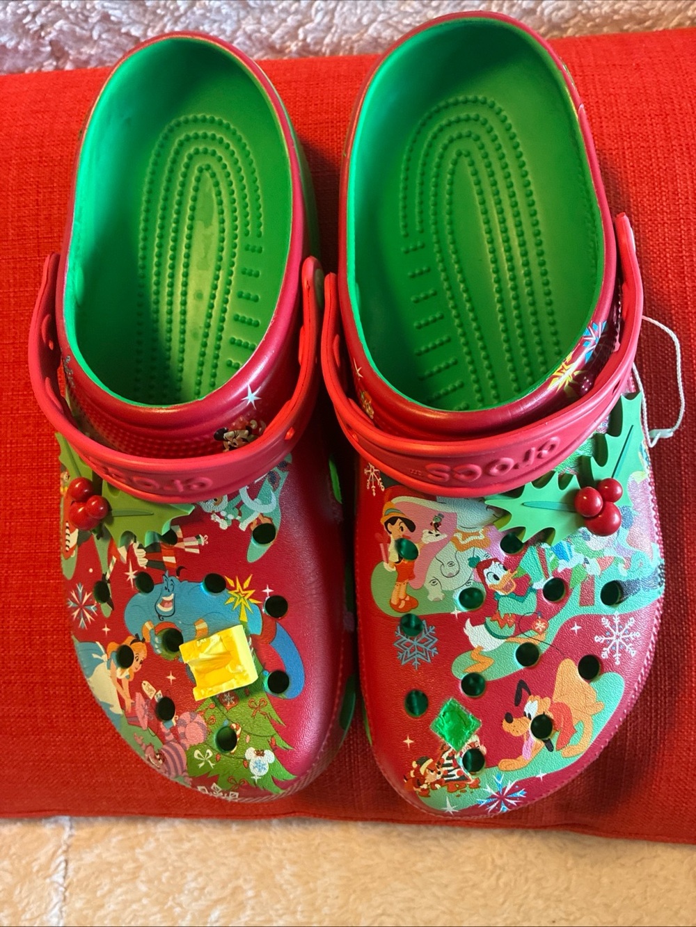 Disney Parks Christmas Crocs M10 W13Mickey & Friends 2023 Holiday Presents Red - Picture 3 of 10